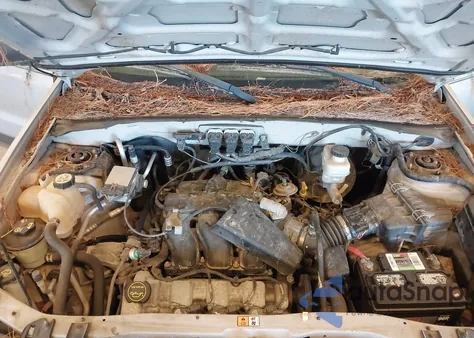 2005 Ford Escape Xlt из США, поврежденный, VIN 1FMYU93195KB77203